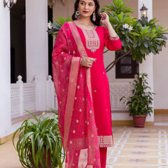 Women’s Viscose Chanderi Embroidered Kurta Set with Tabby Organza Dupatta
