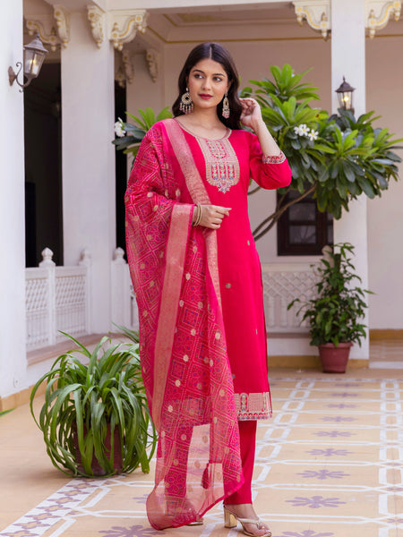 Women’s Viscose Chanderi Embroidered Kurta Set with Tabby Organza Dupatta