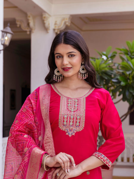 Women’s Viscose Chanderi Embroidered Kurta Set with Tabby Organza Dupatta