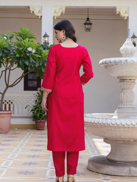 Women’s Viscose Chanderi Embroidered Kurta Set with Tabby Organza Dupatta