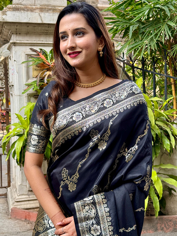 Woven Design Banarasi Silk Blend Saree With Blouse Piece