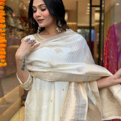 Women’s Viscose Chanderi Embroidered Straight Kurta With Bottom & Jacquard Dupatta Set
