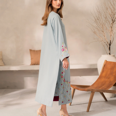 Women's Chanderi Silk Embroidered Kurta Pant Set With Chinnon Dupatta