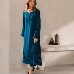 Women's Chanderi Silk Embroidered Kurta Pant Set With Organza Dupatta