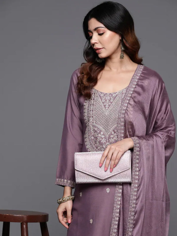 Women’s Viscose Chanderi A-Line Kurta Set With Embroidered Detailing & Chinon Dupatta