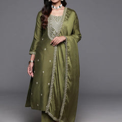 Women’s Viscose Chanderi A-Line Kurta Set With Embroidered Detailing & Chinon Dupatta