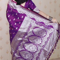 Banarasi Silk Blend Saree with Blouse Piece