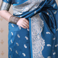 Banarasi Silk Blend Saree with Blouse Piece