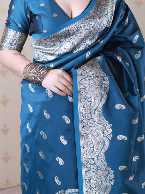 Banarasi Silk Blend Saree with Blouse Piece