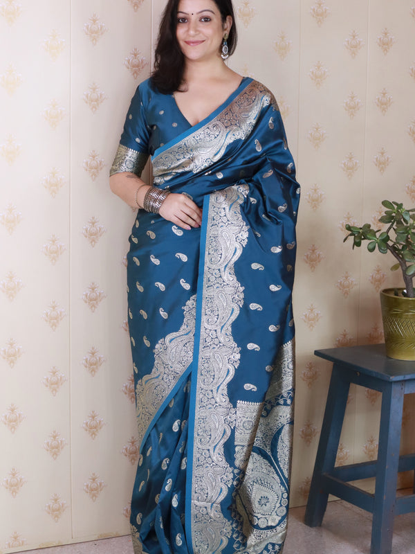 Banarasi Silk Blend Saree with Blouse Piece