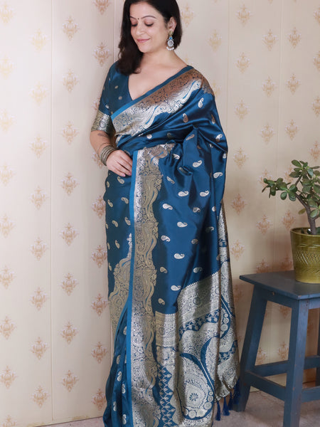Banarasi Silk Blend Saree with Blouse Piece