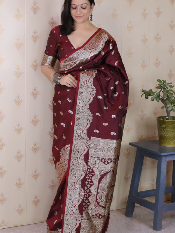 Banarasi Silk Blend Saree with Blouse Piece