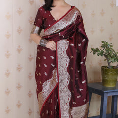 Banarasi Silk Blend Saree with Blouse Piece