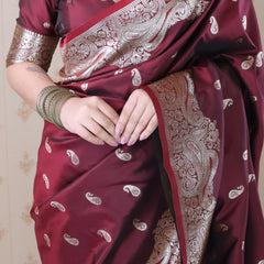Banarasi Silk Blend Saree with Blouse Piece