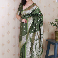 Banarasi Silk Blend Saree with Blouse Piece