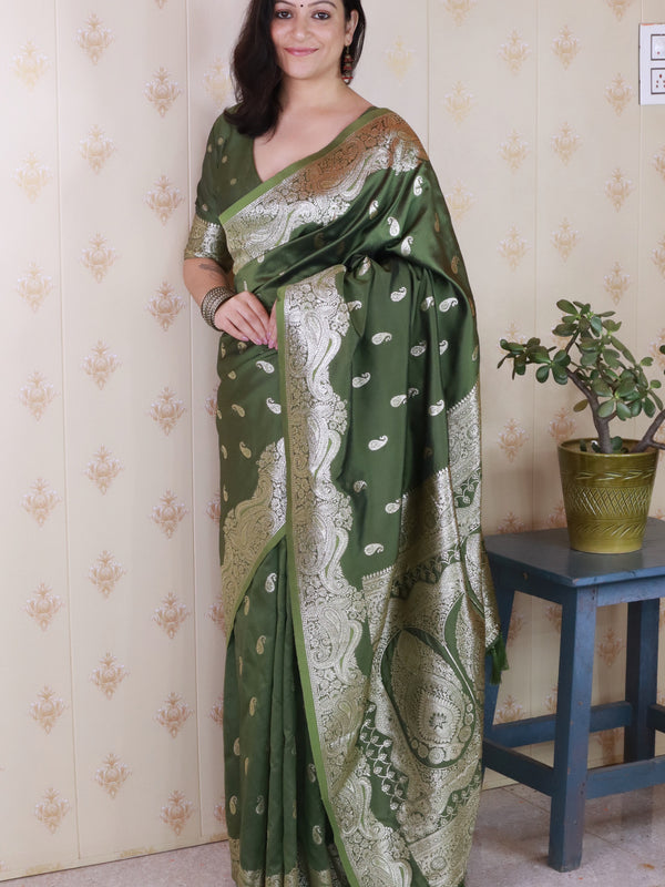 Banarasi Silk Blend Saree with Blouse Piece