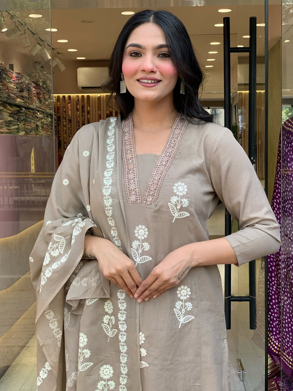 Women's Cotton Embroidered Kurta Pant & Printed Dupatta Set