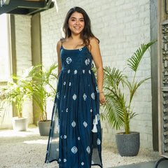 Women's Taby Silk Printed Nyra Cut Kurta Pant Set