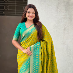 Premium Patola Silk Saree With Meenakari Ikkat Weaving & Brocade Blouse
