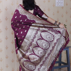 Banarasi Silk Blend Saree with Blouse Piece