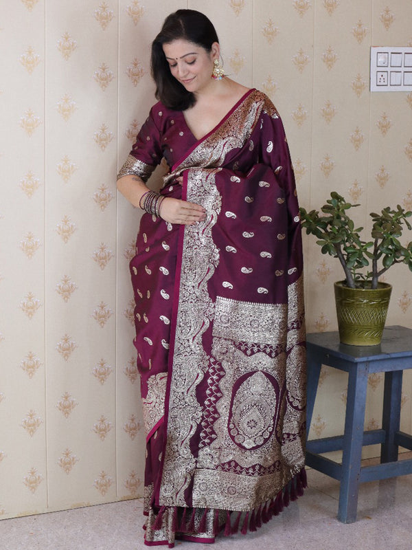 Banarasi Silk Blend Saree with Blouse Piece