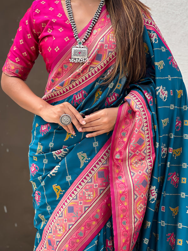 Woven Design Zari Patola Silk Saree With Blouse Piece