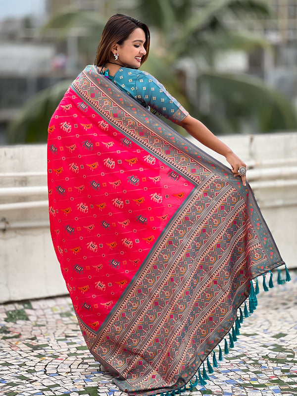 Woven Design Zari Patola Silk Saree With Blouse Piece