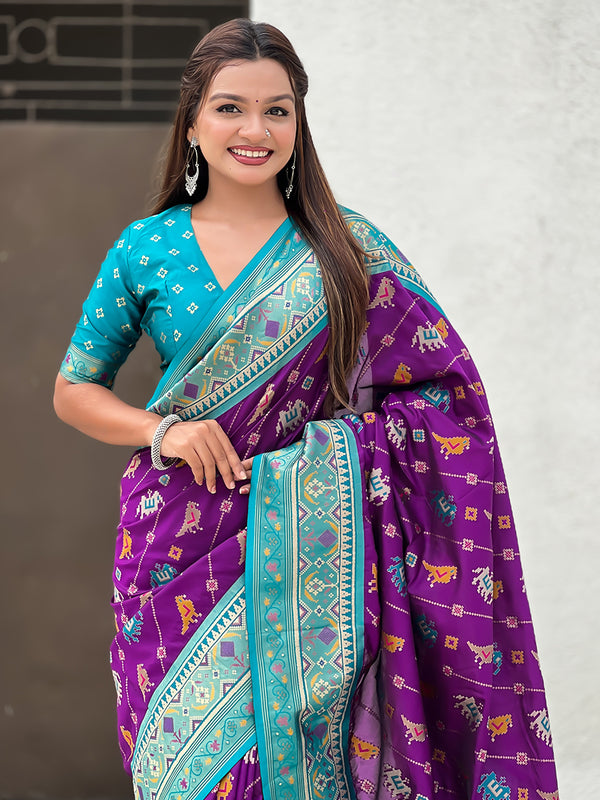 Woven Design Zari Patola Silk Saree With Blouse Piece