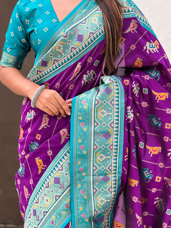 Woven Design Zari Patola Silk Saree With Blouse Piece