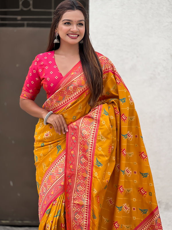 Woven Design Zari Patola Silk Saree With Blouse Piece