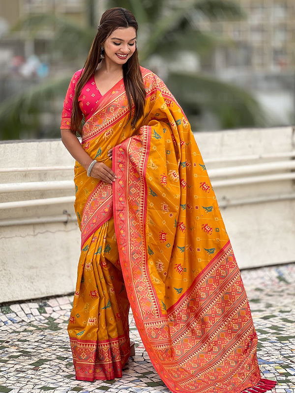 Woven Design Zari Patola Silk Saree With Blouse Piece