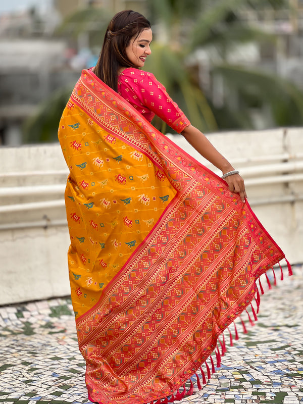 Woven Design Zari Patola Silk Saree With Blouse Piece
