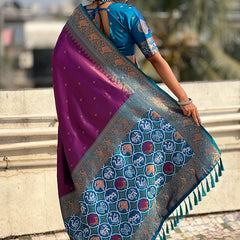 Pure Tissue Kanjivaram Zari Woven Saree With Blouse Piece