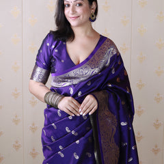 Banarasi Silk Blend Saree with Blouse Piece