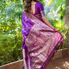 Woven Design Banarasi Silk Blend Saree With Blouse Piece