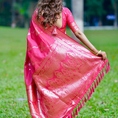 Woven Design Banarasi Silk Blend Saree With Blouse Piece