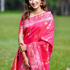 Woven Design Banarasi Silk Blend Saree With Blouse Piece