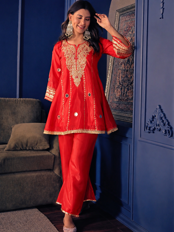 Women's Embroidered Silk Crepe Short Kurta With Pant Co-Ord Set