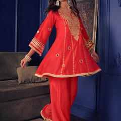 Women's Embroidered Silk Crepe Short Kurta With Pant Co-Ord Set