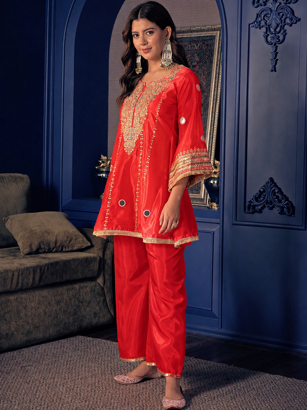 Women's Embroidered Silk Crepe Short Kurta With Pant Co-Ord Set