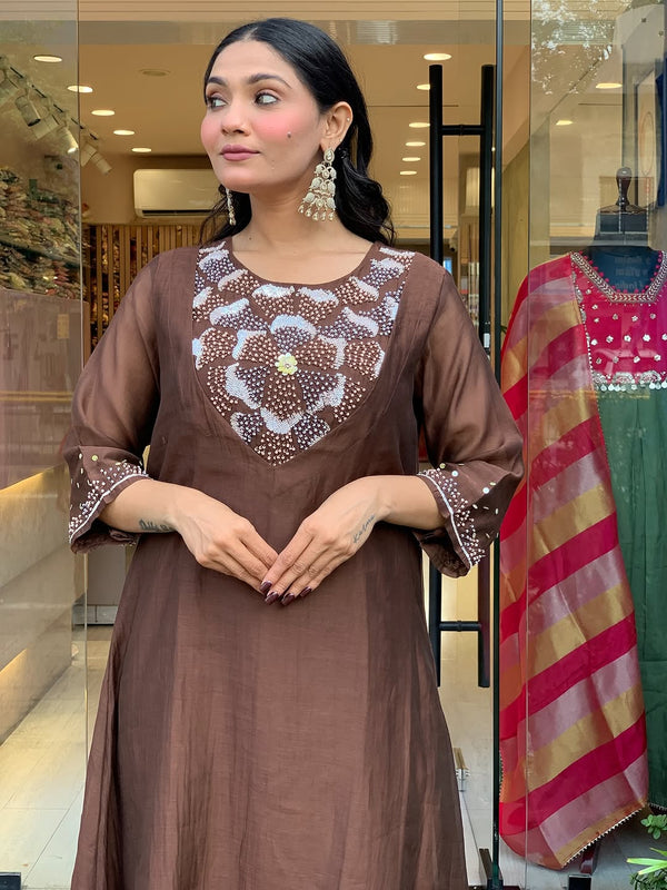 Silk Blend Kurta Set With Chanderi Dupatta