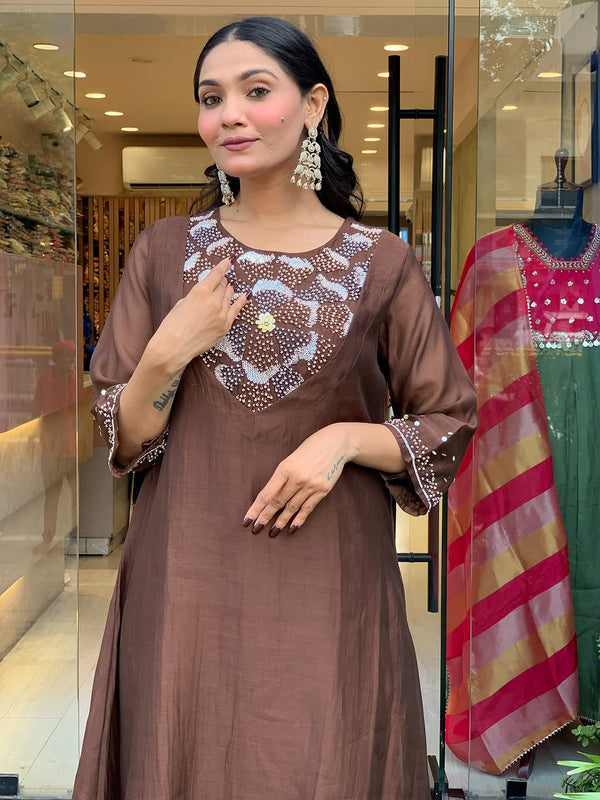 Silk Blend Kurta Set With Chanderi Dupatta