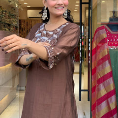 Silk Blend Kurta Set With Chanderi Dupatta
