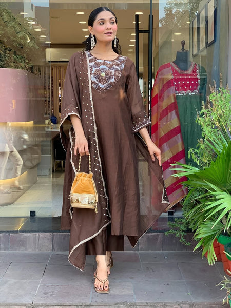 Silk Blend Kurta Set With Chanderi Dupatta