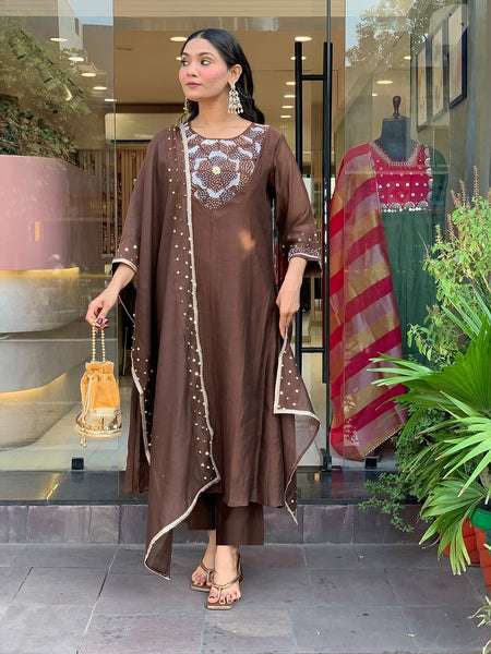 Silk Blend Kurta Set With Chanderi Dupatta