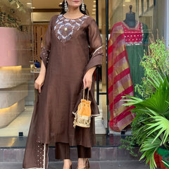 Silk Blend Kurta Set With Chanderi Dupatta