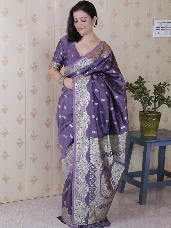 Banarasi Silk Blend Saree with Blouse Piece