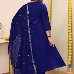 Women's Chanderi Silk Embroidered Kurta Pant Set With Chanderi Dupatta