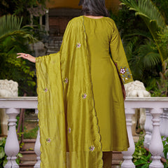 Women's Chanderi Silk Embroidered Kurta Pant & Organza Dupatta Set