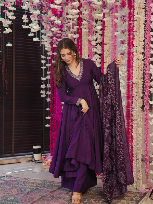 Women's Embroidered Chanderi Silk Kurta With Palazzo & Cotton Dupatta Set